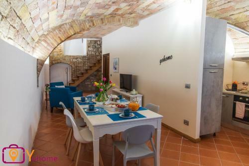 Apartamento Serafini Home 2 Con Piscina 20km Dal Mare By Yohome