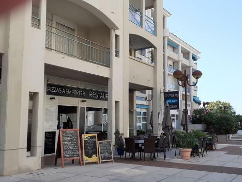 Close To The Sea Apartments