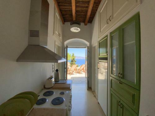 Classy Villa With Wonderful View And Swimming Pool