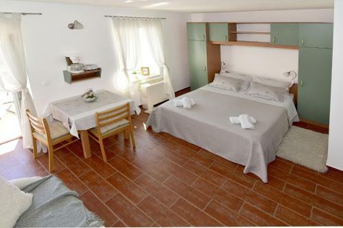 Old Town Studio Apartments