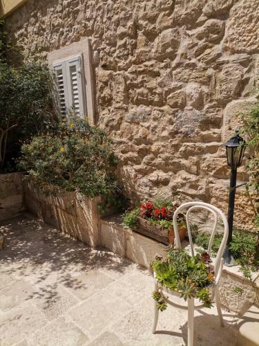 Old Town Studio Apartments