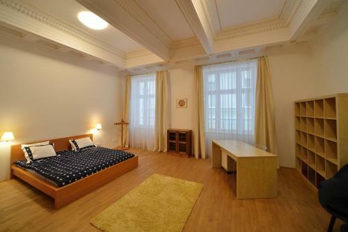 Kolonada Luxury 2 Bedroom Apartment With Balcony