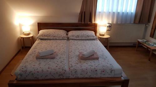 Hostal Apartments & Room Lucas