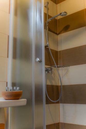 Hostal Apartments & Room Lucas