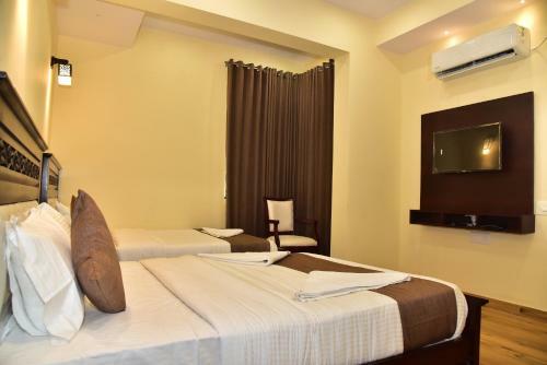 Hotel Adh Sak Royal Residency