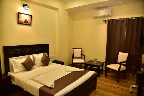 Hotel Adh Sak Royal Residency