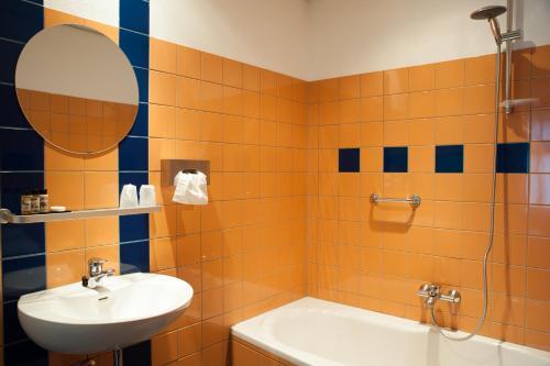 Hostal Hotel B&B De Tolkamer