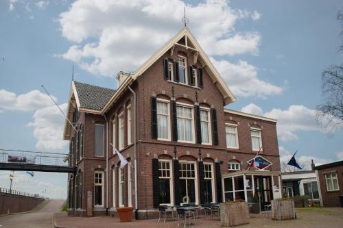 Hostal Hotel B&B De Tolkamer