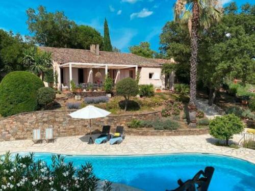 Peaceful Villa In Cogolin With Private Pool