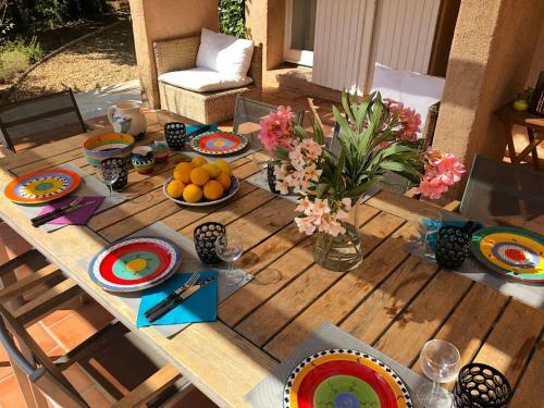 Peaceful Villa In Cogolin With Private Pool