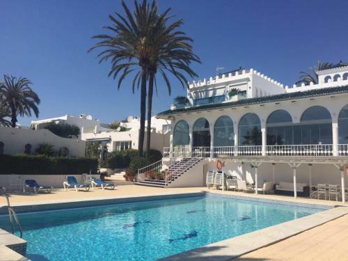 Oasis Club Beach Villa