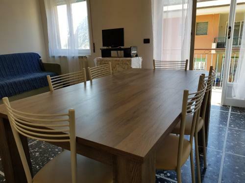 Linda Vista Apartment