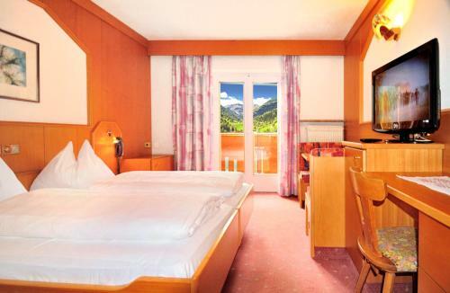 Hotel Pension Alpenhof