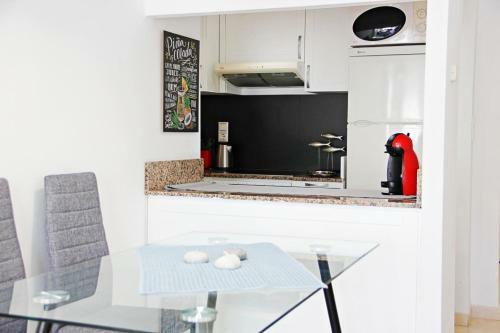 Apartamento La Playa Blanca 1 Orbi, Pool, Beach, Wifi