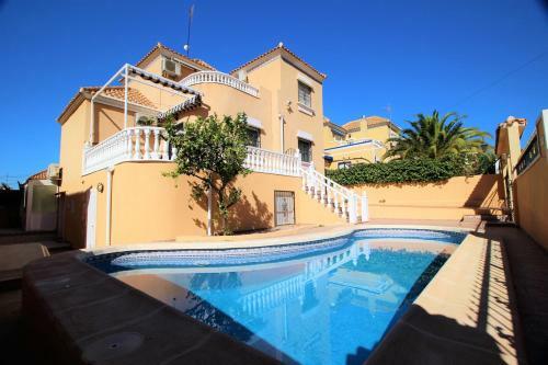 Villa Bluelagoon Homes