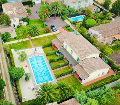 Apartamentos Villa 4 Seasons