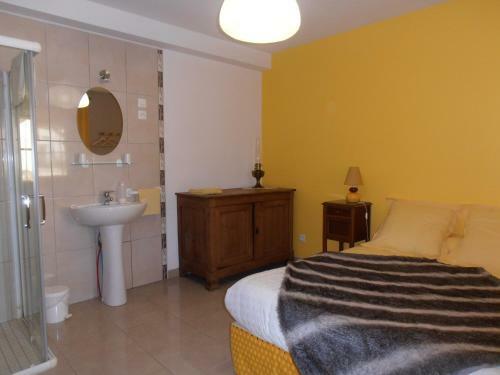 Hostal Chambres Sous Les Vignes Du Buttois