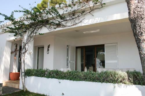 Villa Acacia
