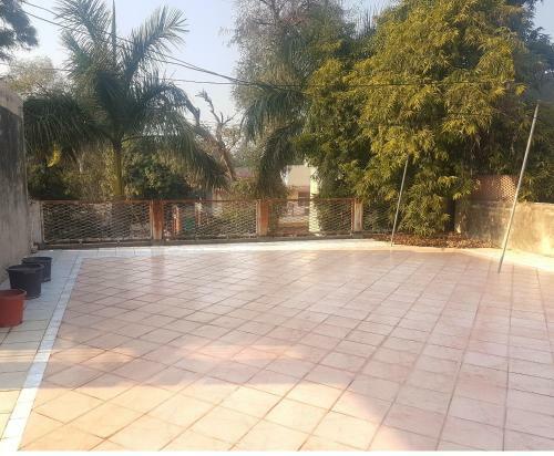 5 Bedroom Apartment In Gulberg II