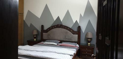 5 Bedroom Apartment In Gulberg II