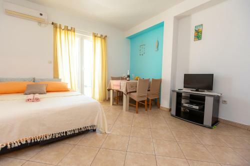 Apartments Marija - Dobropoljana