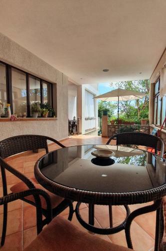 Hostal Apartments Lusi