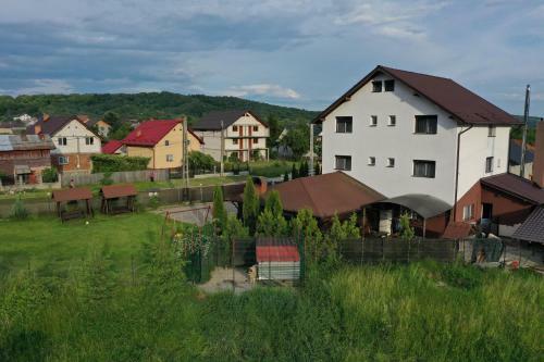 Hostal Pensiunea Lacul Albesti