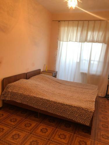 Apartment On Lakoba 34