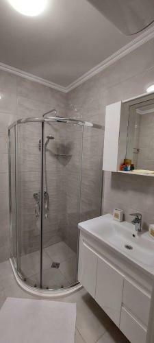 Valencia Gardens Luxury Apartments