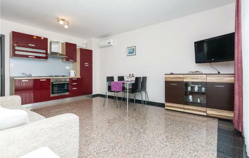 One-bedroom Apartment In Sv.filip I Jakov