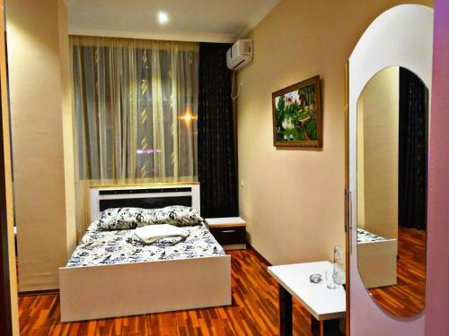 Hotel Golden House