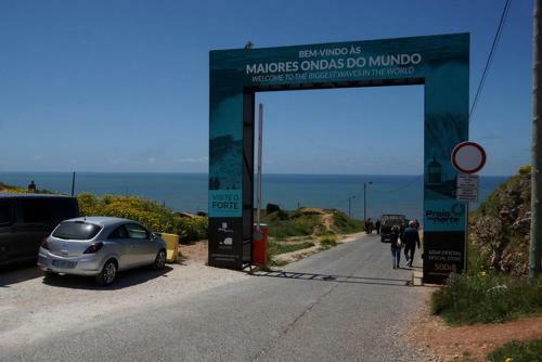 Casa Com 3 Confort�veis Quartos Ao Lado Do Mosteiro