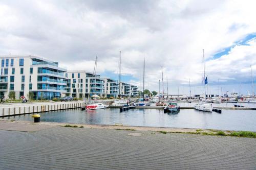 Apartamento Yacht Park Superior 1