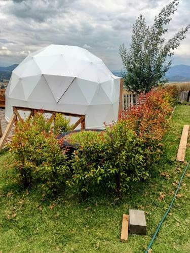 Domo Roca Glamping Suesca