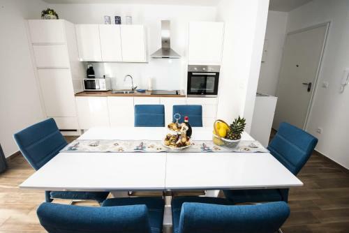 Blue Pearl Apartment