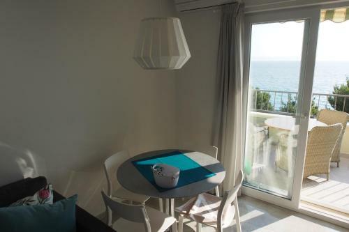 Hostal Vila Snje?ana Tu?epi