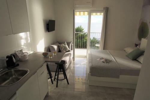 Hostal Vila Snje?ana Tu?epi