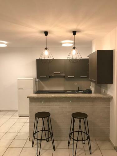 Modern City Center Apartment