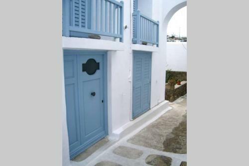 Nikos & Efi Fabrica Residence