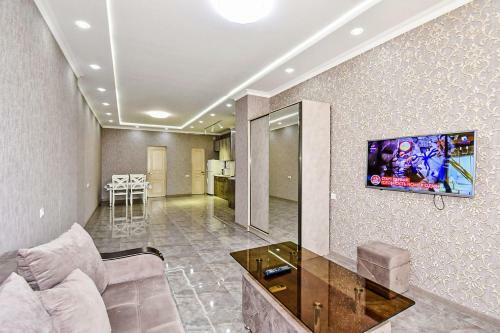 Luxury Apartment Just Near Republic Square