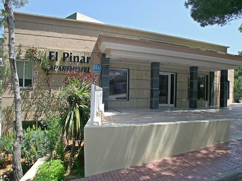 Apartamentos El Pinar