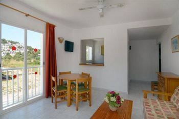 Oasis Sa Tanca Apartamentos