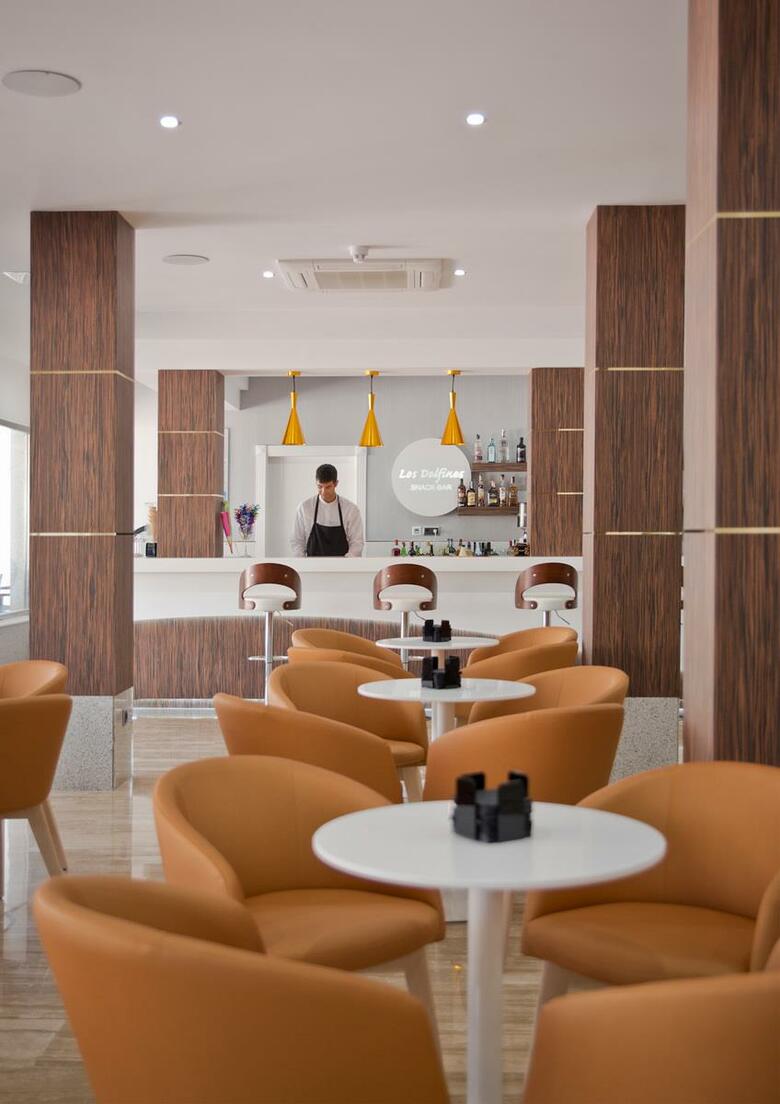 Hotel Los Delfines