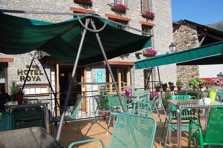 Aparthotel Roya