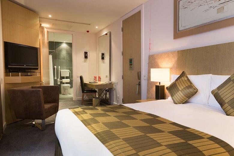 Hotel Park Plaza Cardiff
