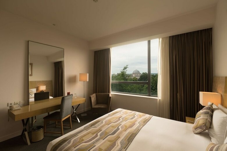 Hotel Park Plaza Cardiff