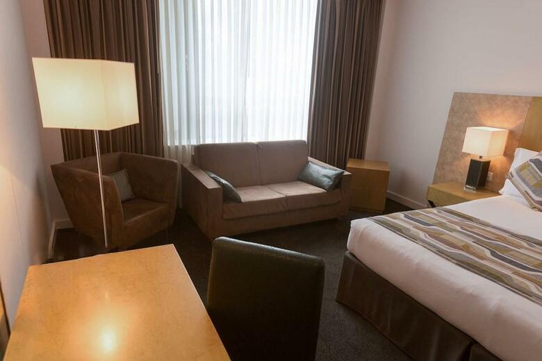 Hotel Park Plaza Cardiff