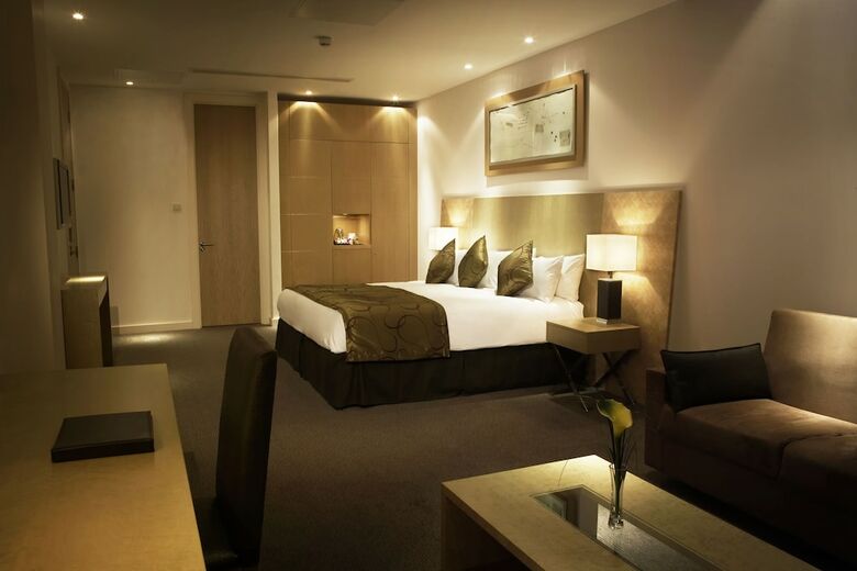 Hotel Park Plaza Cardiff