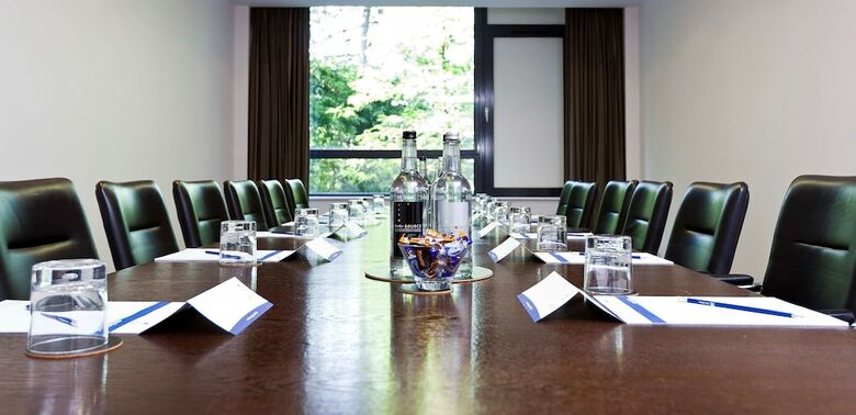 Hotel Park Plaza Cardiff