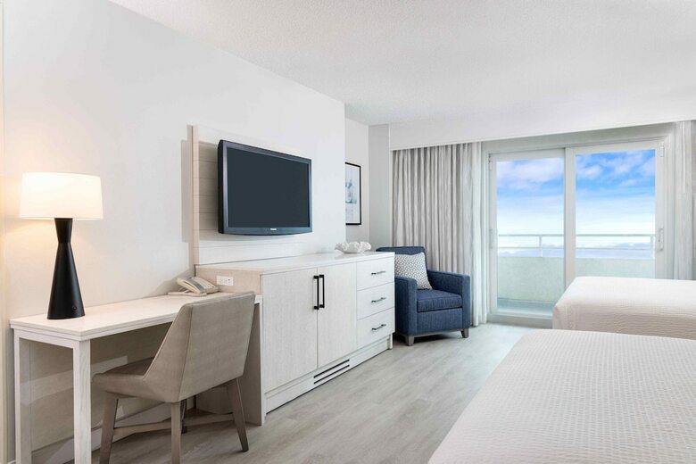 Hotel Ocean Place Resort And Spa